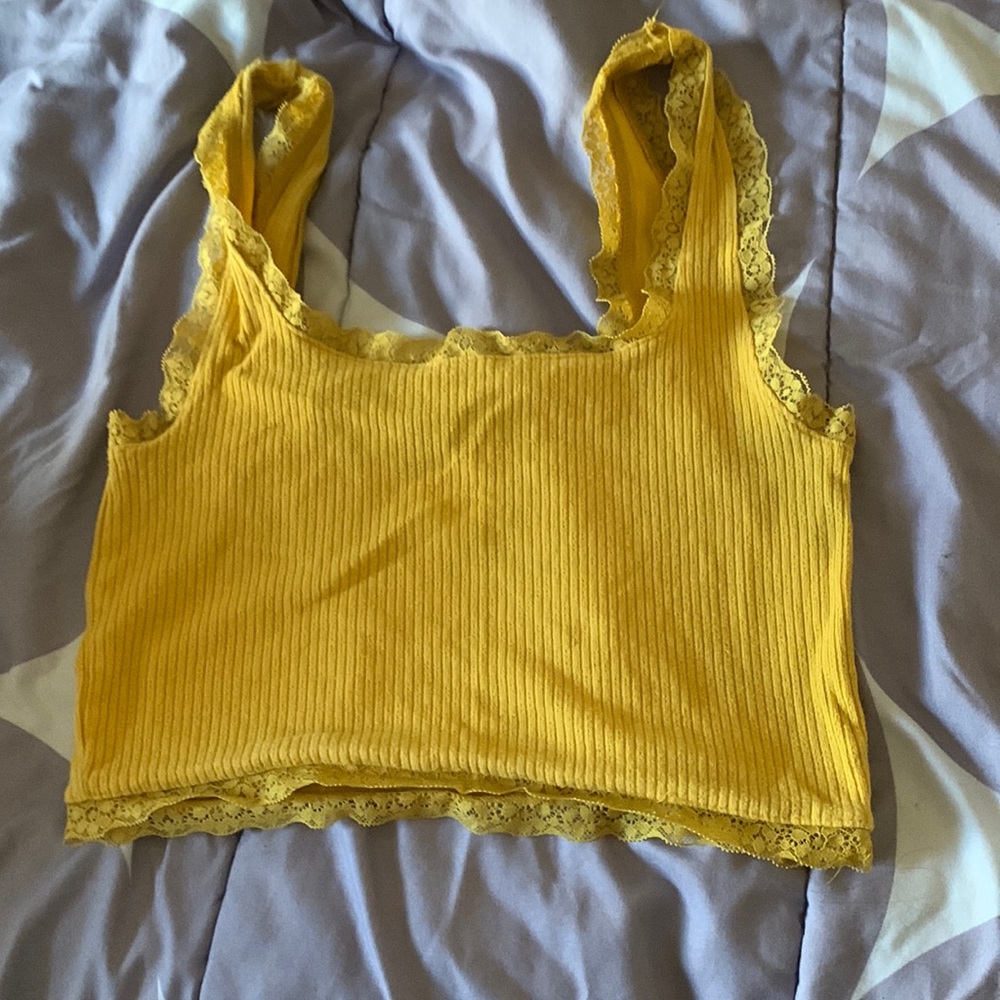 FOREVER 21 CROP TOP